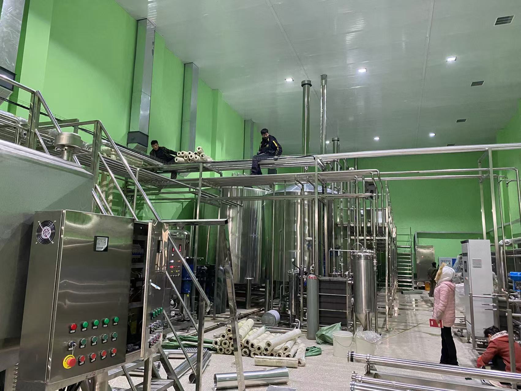 黄平精酿啤酒设备厂—精酿啤酒设备制造：传承工艺与创新科技的交融